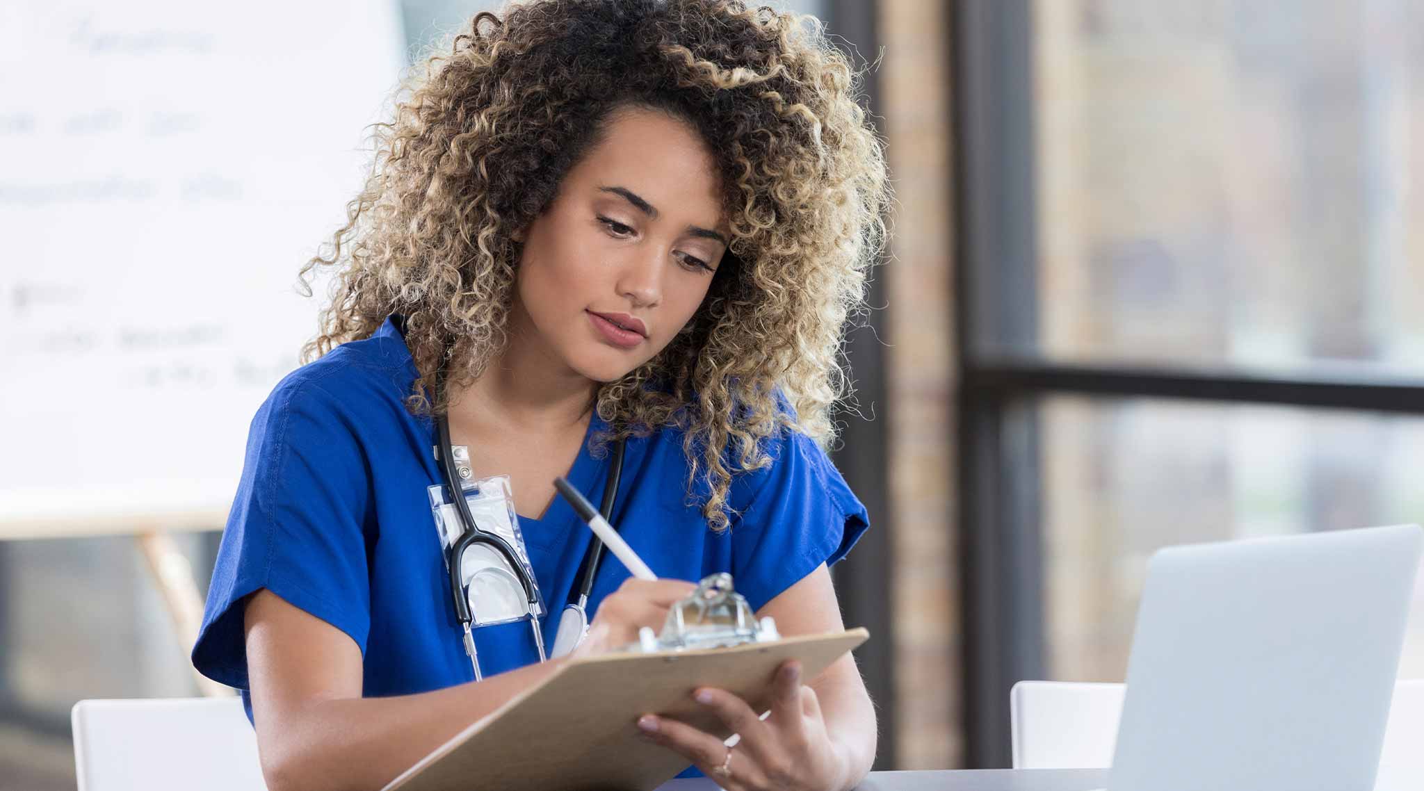 Psychiatricmental health nurse practitioner DNP UMSL Missouri Online